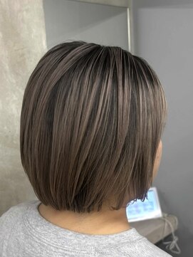 テン バイ アンブルリュクス 池袋(teN +by ambleluxe) シャドールーツ/ダブルカラー/ブリーチ