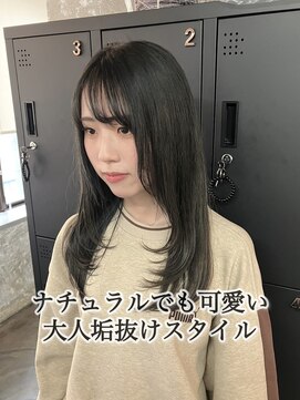 コワファースト長崎シャンプーボーイ 2nd(COIFF1RST 長崎 SHAMPOO BOY) 長崎ナチュラルヘア オリーブカラー×レイヤー 顔周り 韓国