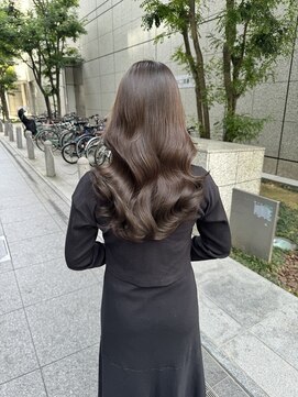 エレリー 名駅(EleRe) EleRe 名駅/名古屋/髪質改善/縮毛矯正/カラー/レイヤーカット