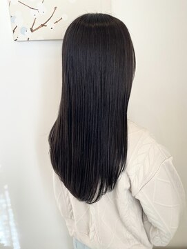 ジジ チーク 栃木(Gigi cheek) 暗めアッシュグレージュ