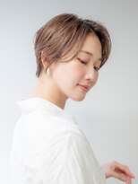 サーカス バイ ビュートリアム 青山(CIRCUS by BEAUTRIUM)&nbsp;大人ショート前髪なしハンサムショート白髪染めハイライト