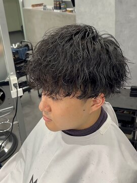 トラスト ザ バーバー 東京駅八重洲店(TRUST the Barber) 波巻きパーマ/メンズパーマ/マッシュ