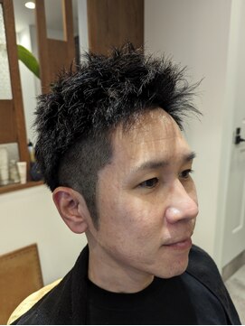 ヴィシュヌヘアー Visnu Hair ツーブロックショート