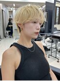 ブロンドショート　ハイトーン