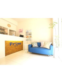 清潔感のある白壁のプライベ－ト空間で、まるでカフェの様な落ち着いた居心地が魅力☆忙しい毎日に安らぎを