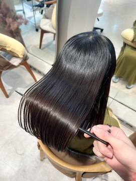 ユミリーバイルコル(umily by RuCOR.) ラベンダー/ワンレン/髪質改善/ネビージュ/ボブルフ/黒髪/小顔