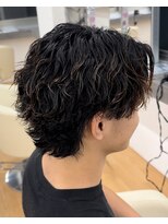 ビカム 名駅(become)&nbsp;【ツイストスパイラルパーマ×センターパートウルフ】名古屋