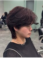 ジーニー 千葉(GENiE)&nbsp;ウルフ/アッシュブラック/カルマパーマ/ベリーショート/古荘竜生