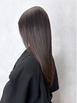 アイティーバイアルバム 八王子店(IT by ALBUM) 美髪おくれ毛韓国前髪カットヘアロング_ba550422