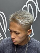 メンズ ラピス(Men's Lapis)&nbsp;ホワイトシルバーカラースタイル