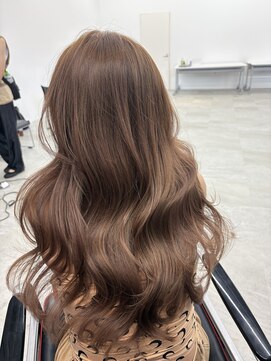 ロンドルピナス 小倉(Lond Lupinus) ミディアムヘア暗めカラー/デザインカラー/フェイスフレーミング