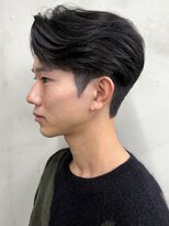 ニコ トウキョウ 渋谷(nico TOKYO)&nbsp;刈り上げセンターパートテーパーフェードカットニュアンスパーマ