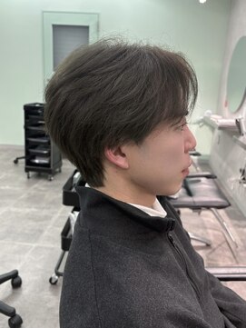 ジーニー 千葉(GENiE) オリーブベージュカラー/メンズカラー/センターパート/大堰龍吾