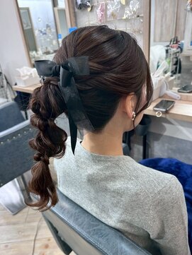 ファースト 祇園本店(first) 【セットサロンfirst】ポニー編み下ろし