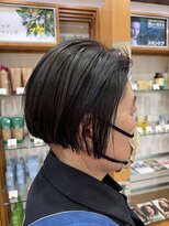 プランタンアヴェダ(printemps AVEDA)&nbsp;個性とおしゃれさ際立つ大人ショート