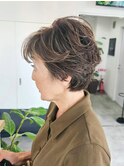 ショートレイヤー　ウェーブパーマ × ハイライトカラー