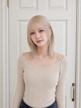 アロマ ヘアルーム 池袋店(AROMA hair room) ケアブリーチ/ホワイトブロンド/ホワイトベージュ/透け感/池袋