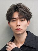 束感無造作パーマのショートマッシュ