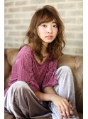 大人可愛いナチュラルセミロング