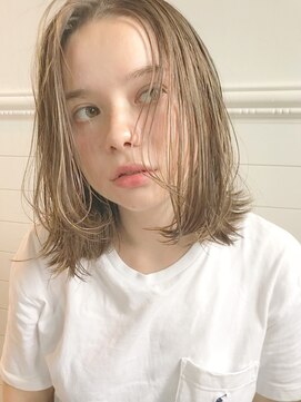 ディッセンバー 渋谷(December) 『December』のばしかけはハイライトベージュ