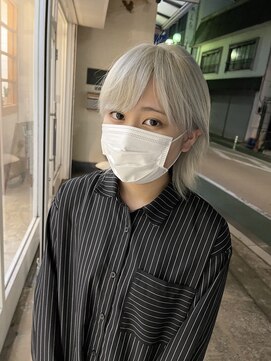 アーサス ヘアー デザイン 鎌ヶ谷駅前店(Ursus hair Design by HEADLIGHT) ホワイト系ウルフカット☆
