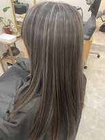 ムーン(moon) アッシュグレージュ