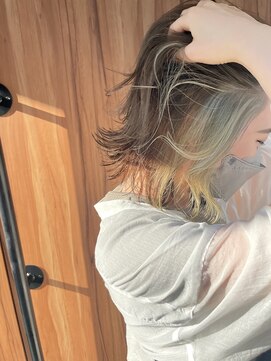 エルナ(ELNA) アレンジしても◎鉄板で可愛い！ボブ×インナーカラー