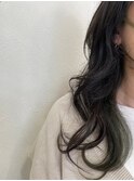 20代30代髪型◎暗髪インナー 寒色系カラー レイヤーパーマ