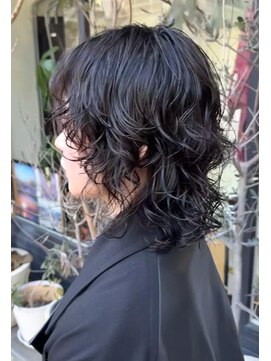 エンヴィ(ENV) ウルフレイヤーパーマスタイル