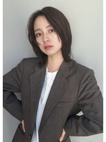 トリッカ 銀座(tricca)&nbsp;くびれボブ/ミディアムレイヤー/オリーブベージュ/艶カラー