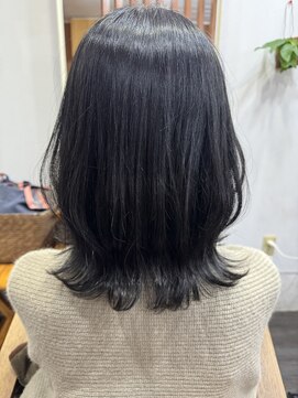 外ハネ　ひし形