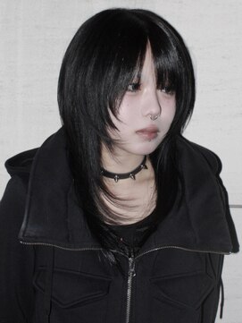 ココ 原宿(KOKO) *シャギーカットハイレイヤーウルフ黒髪ハッシュカット