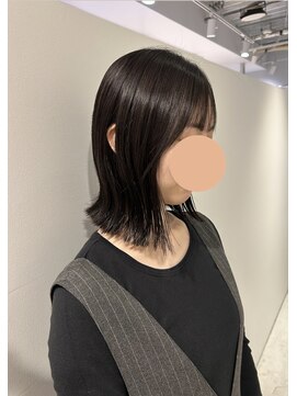 オン(ON) 骨格に合わせた切りっぱなしロブ