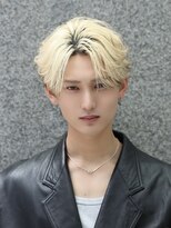 リップス 吉祥寺店 (LIPPS) ハイトーンフェザーショートセンターパート