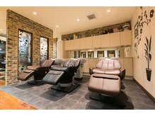 【シャンプー台♪】首が疲れない最新式フルフラット！[高円寺/高円寺駅]