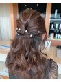 花やの前の美容室 国母店 結婚式アレンジ!ふわふわハーフアップスタイルで可愛いらしく♪