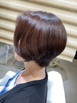 カラリア(COLORIA)&nbsp;【前下がりショート☆】ほんのりピンクグレイカラー！