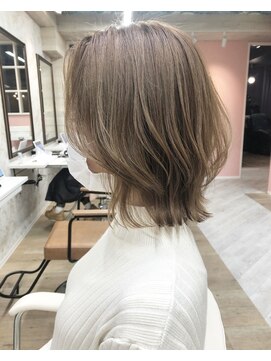 フィガロ ウメダ(FIGARO UMEDA) 【FIGARO umeda】柔らか艶ベージュ×シークレットハイライト