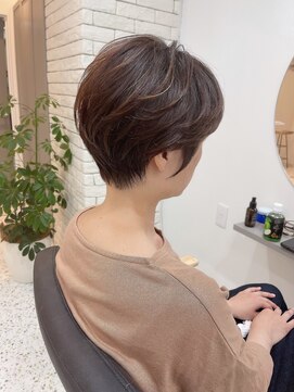 メモリーズ 銀座(Memories) 育てるハイライト＋明るい白髪染め＋ショートヘア　銀座駅