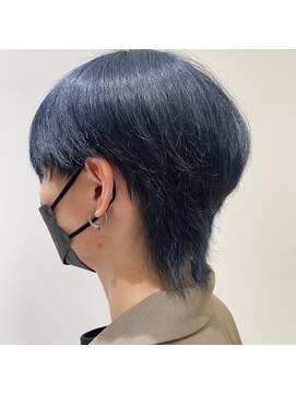 エッセ 大阪梅田茶屋町店(esse) ネイビーブルーカラー