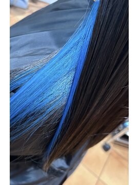 ジーナ 神戸 三田駅前(Zina) 彩度maxターコイズカラー