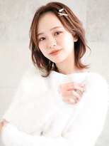 ビビディバビディブー(Bibbidi.bobbidi.boo) くびレイヤーミディアムシースルーバング