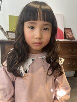 ヘアーアイストゥーレ(HAIR ICI TRE)&nbsp;キッズカット　眉上　オン眉　前髪短め　ロング　　担当阿知波