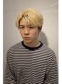 韓国ヘアカルマパーマカルマバングセンターパート金髪ウルフ