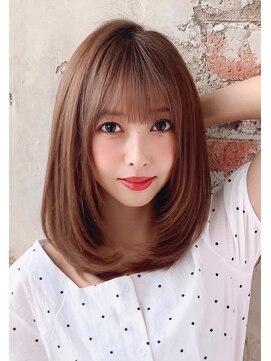 ココラー(COCOlar) 重めのロングボブとレイヤーイルミナカラー