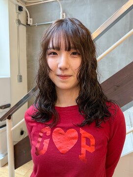 マッシュ 北堀江(MASHU) ミディアム レイヤー パーマ 暗めカラー