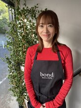 ボンドヘアーアンドスタイル(bond hair&style) akko