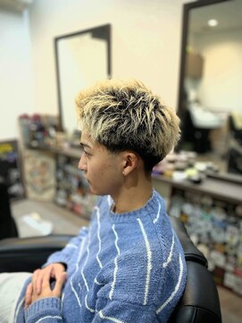 リヴ ヘアワークス(LiVE HAIR WORKS) テーパーフェードスタイル