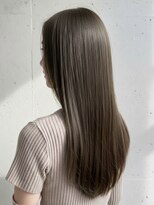 ビビ バイ マグ 岡谷店(bivi by Mag)&nbsp;透明感アッシュブラウンの艶ストレートロング
