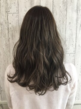 アンク クロス 新宿店(ANKHCROSS) 《ankhcross 渡邊 悠耶》 スモーキーグレージュ☆